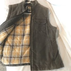 ZIP-UP VEST